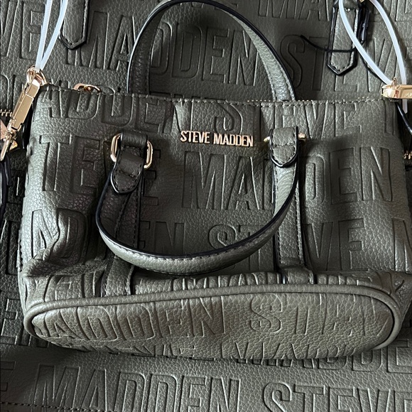Steve Madden Blivia Maddi Olive Handbag with 2 Small Matching Bags - Picture 12 of 13